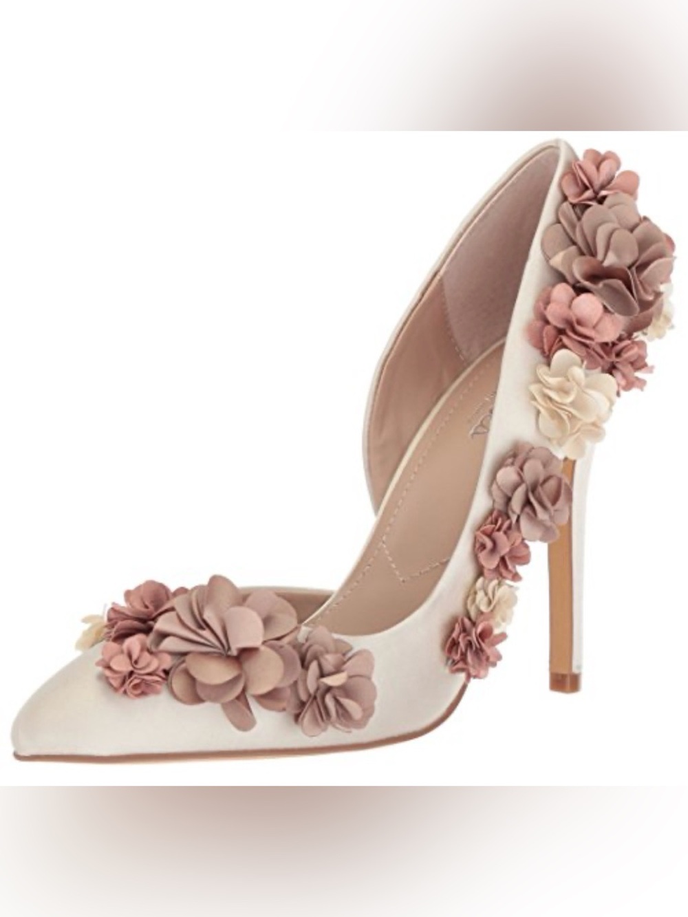Hard to find Charles David Polly Pumps with Blush and Cream Floral Appliques!